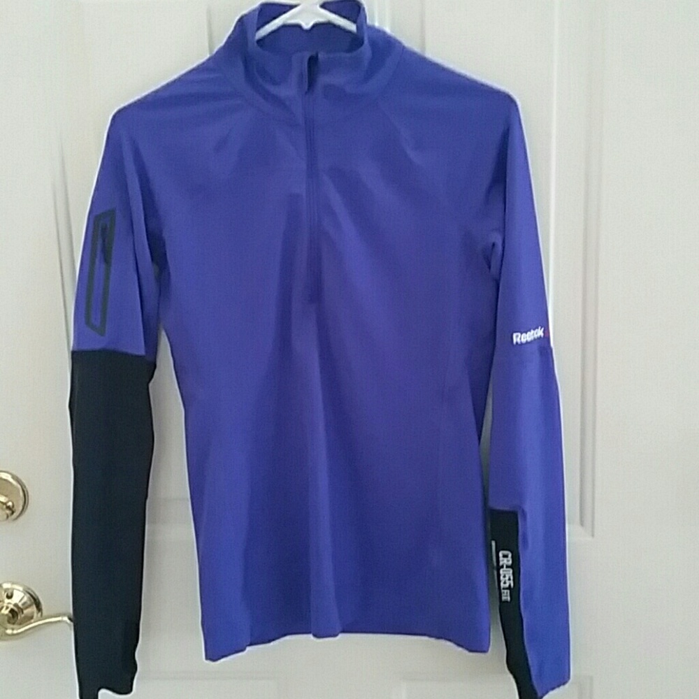Reebok Cross fit quarter zip. Small